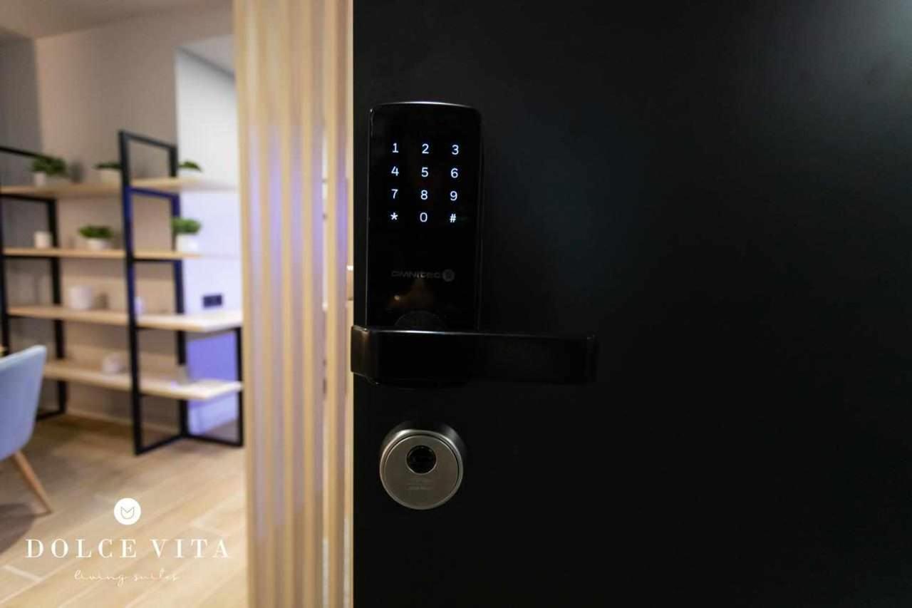Apartamento Roma living suite en Vila real Esterno foto